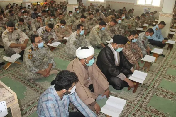 محفل انس و تدبر در قرآن در منطقه سوم دریایی برگزار شد+عکس
