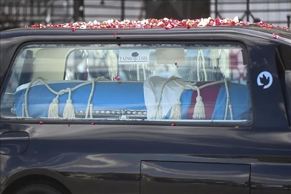 Argentina: ex presidente Carlos Menem enterrado en cementerio islámico