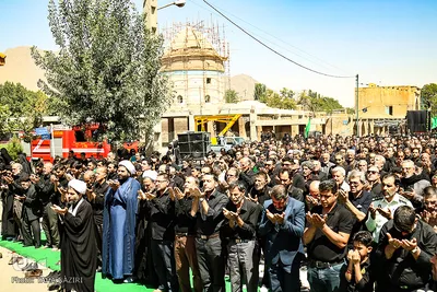 عزاداری عاشواری حسینی(ع) در آستانه علوی(ع)
