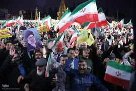 خروش مردم شیراز برای حمایت از وطن