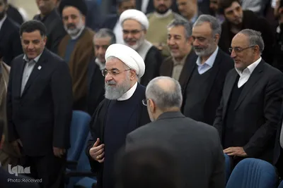 حجت الاسلام و المسلمین حسن روحانی در بیست‌ و هفتمین اجلاس سراسری نماز در دانشگاه سمنان