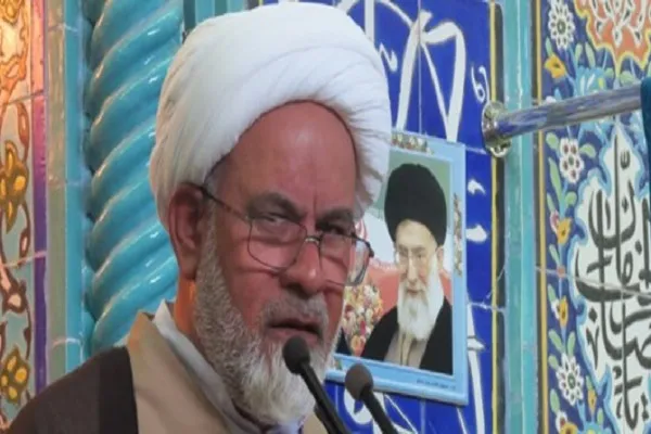 احمق‌های امروز دنیا تفکر فرعونی و اندیشه استکباری دارند