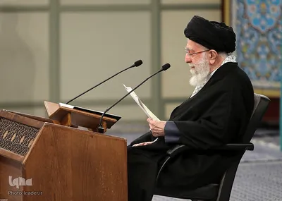 محفل نورانی انس با قرآن کریم با حضور حضرت آیت‌الله العظمی خامنه‌ای، رهبر انقلاب اسلامی