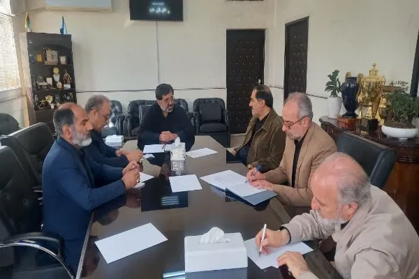 بررسی آخرین وضعیت استان در نشست استاندار قم با معاونین