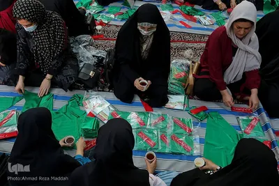 آغاز بسته‌بندی لباس همایش عظیم شیرخوارگان حسینی در استان فارس‎‎‎‎