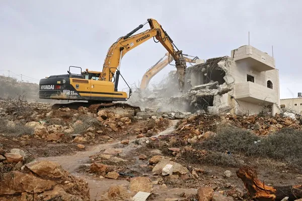 Zionist Regime Demolished Medical Center in Occupied Al-Quds