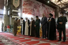 مراسم بزرگداشت جان‌باختگان متروپل آبادان