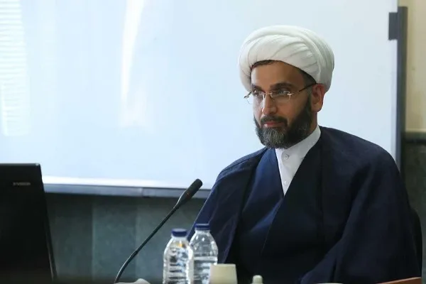 نماز چگونه از بروز آسیب‌های اجتماعی پیشگیری می‌کند
