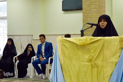 اختتامیه مسابقات قرآنی شکوفه ها در حسینیه امام با حضور نخبگان قرآنی خانم حنانه خلفی