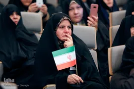 اولین همایش پیام آوران عاشورا ویژه خواهران شهدا