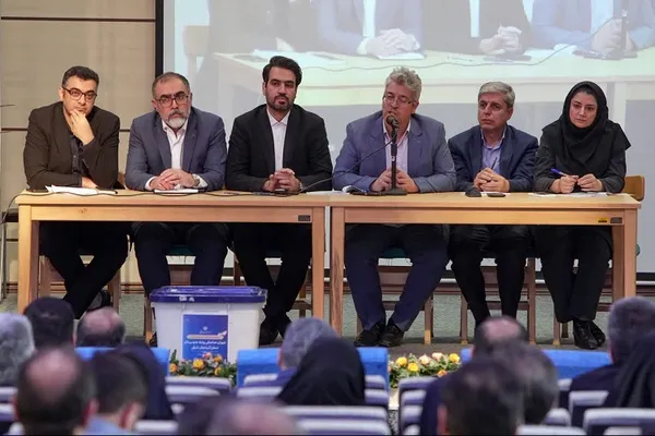 انتخاب اعضای هیأت رئیسه شورای هماهنگی روابط‌ عمومی‌های آذربایجان شرقی