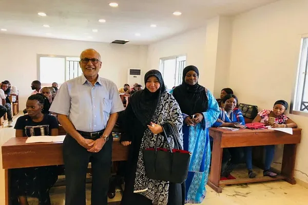 جامعةالمصطفی(ص) سفیر علم و وحدت است