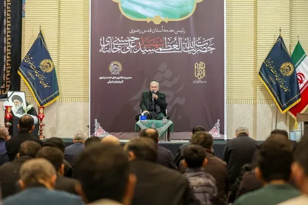 مراسم یادبود رهبر شهید انقلاب در مسجد آیت‌الله انگجی تبریز