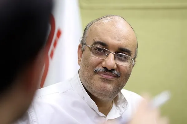 خادم‌القرآن عنوانی اعتباری نیست + صوت