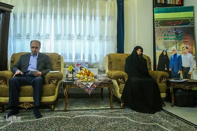 دیدار جامعه قرآنی با خانواده شهیدان محمد صالحه و زهرا حسنی سعدی