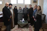 دیدار شهردار تبریز با خانواده شهیدان