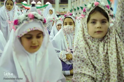 جشن تکلیف «دختران تبریزی»‎
