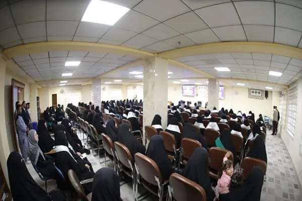 العتبة الحسينية تحتفي بتخريج دفعة جديدة من طالبات أحكام التلاوة