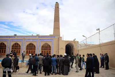 بازدید شرکت کنندگان سومین مراسم ملی بزرگداشت مجاهدان در غربت از آثار تاریخی دامغان