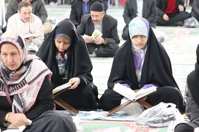 دهمین محفل انس با قرآن طرح شهید محمودی در ملایر
