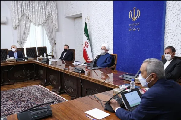 دولت تا آخرین روز فعالیت تمام توان و امکاناتش را به حمایت از تولید معطوف کرده است