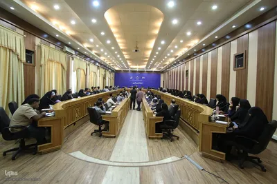 نشست صمیمی نخبگان با استاندار فارس
