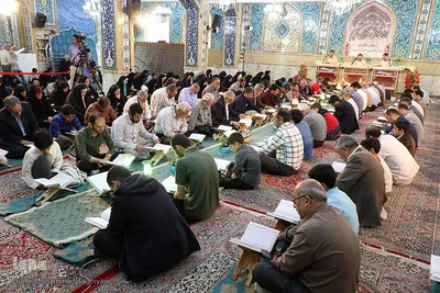 آیین معنوی جزء خوانی قرآن کریم در آستان مقدس امامزاده حسن(ع) کرج