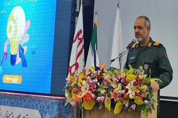 دشمن درصدد بزرگ‌نمایی مشکلات است