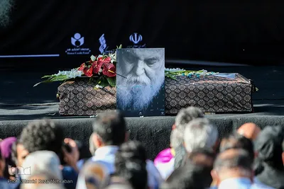 تشییع پیکر سایه زیر آسمان تهران