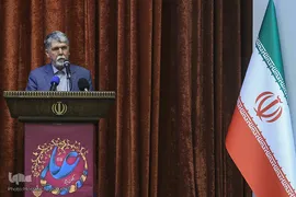 سید عباس صالحی، وزیر فرهنگ و ارشاد اسلامی در جشن ایثار