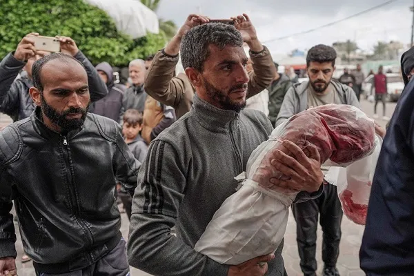 Gaza City: Israeli Airstrike Kills Dozens of Palestinians