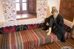 ترکی؛ «مولوی» میوزیم میں نادر قرآن کی نگہداری