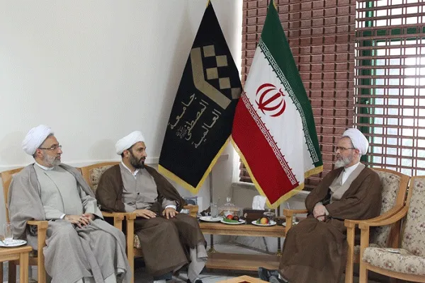 رئیس هیئت امنای جامعةالمصطفی(ص) به گرگان سفر کرد