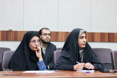 مریم روشن خبرنگار ایکنای مرکزی و تشیعی فرد داور مسابقات در دیدار بهاری جامعه قرآنی اراک