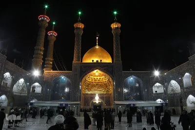 حال و هوای حرم کریمه اهل بیت(ع) در شب شهادت پدر بزرگوارشان