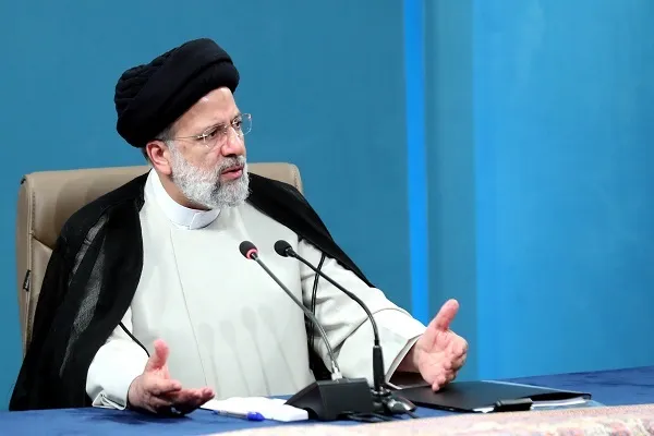سفیران، منافع و ارزش‌های جمهوری اسلامی را تأمین کنند