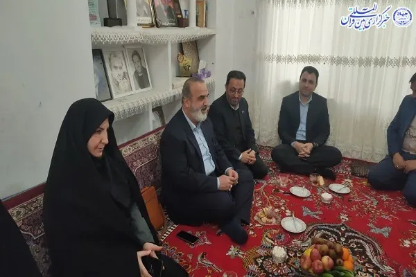 دیدار  اعضای جهاد دانشگاهی واحد مازندران با خانواده شهید رسانه «محمد حسن قریب طزره»