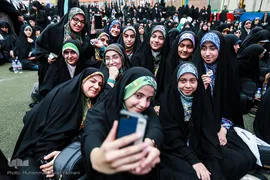 تجمع بزرگ دختران انقلاب در ورزشگاه شهید شیرودی