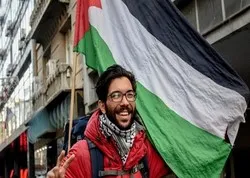 Un activiste suédois continue de marcher pour la Palestine