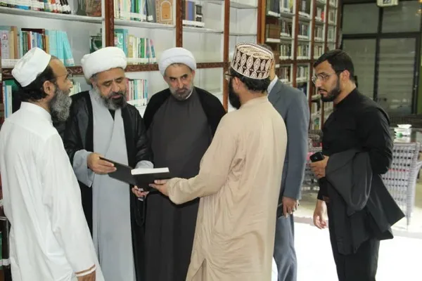 نگهداری 100 هزار کتاب در حوزه مذاهب در کتابخانه اسلامی پاکستان