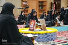 جزء خوانی بیستمین روز ماه مبارک رمضان در حرم شاهچراغ (ع)