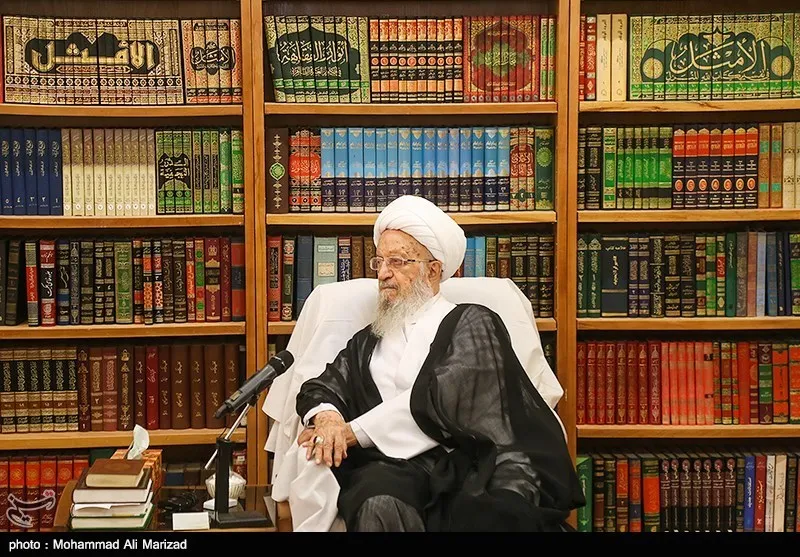 آیت‌الله مکارم شیرازی: در مبارزه فرهنگی با مواد مخدر ضعیف عمل کرده‌ایم