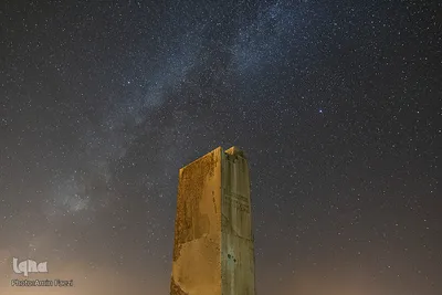 «انا زين السماء الدنيا بزينة الكواكب»