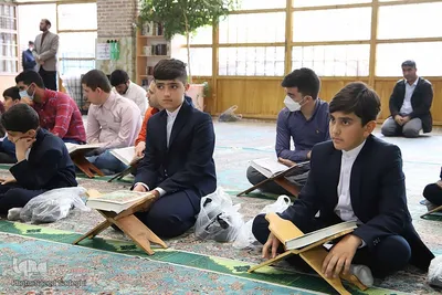 محفل انس با قرآن کریم در آستان مقدس سید حمزه (ع)