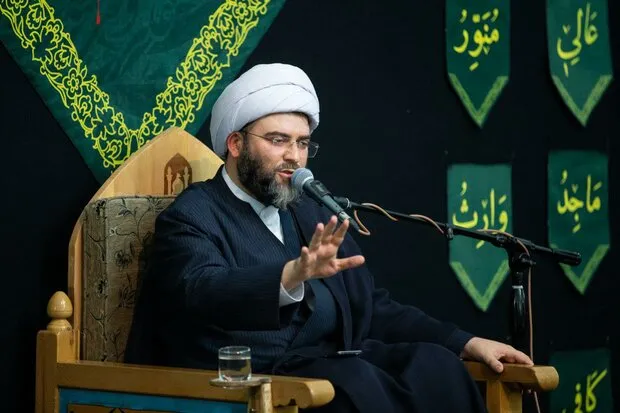 صحنه دین‌داری بدون جهاد تصور نمی‌شود/ عالم صحنه نبرد خیر و شر است