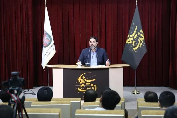 اصحاب علم در حوزه فرهنگی، اندیشه‌شان را به تصویر بکشند
