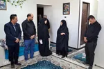 دیدار رئیس جهاددانشگاهی فارس با خانواده شهید حادثه حرم شاهچراغ(ع)