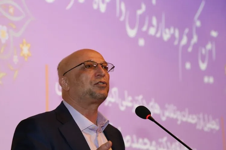 اولویت دانشگاه‌های کشور نوآورپروری باشد
