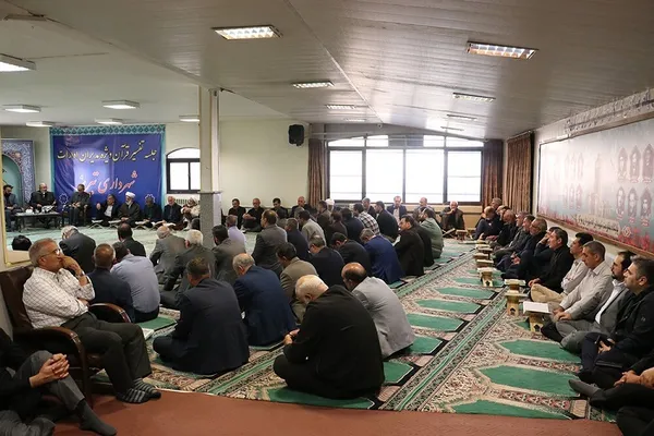 جلسه تفسیر قرآن ویژه مدیران اجرایی آذربایجان‌شرقی