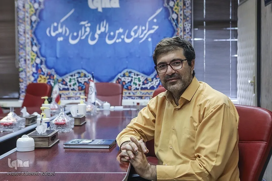 ضرورت برخورد انتقادی با سنت‌های علمی به جای رویکرد زینت‌ المجالسی